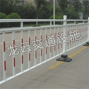 道路護(hù)欄 