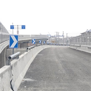 新建商合杭鐵路蕪湖長(zhǎng)江三橋標(biāo)志標(biāo)線(xiàn)工程 