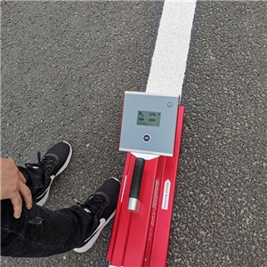 新建商合杭鐵路蕪湖長(zhǎng)江三橋標(biāo)志標(biāo)線(xiàn)工程 