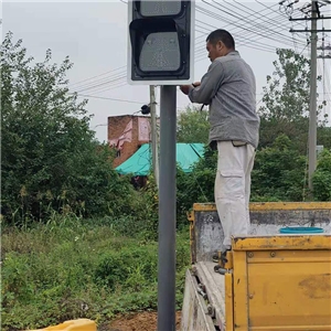 南經(jīng)三路搭接S335灣石路涉路交通安全工程 